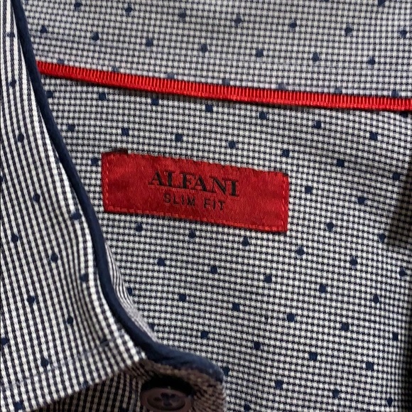 Mens button down - Picture 3 of 5